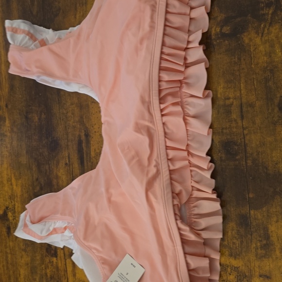 Hot Topic Pink Ruffle Bikini Top - Picture 7 of 7